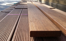 Load image into Gallery viewer, Merbau Decking 90 x 19mm Mixed Length 2.1 - 5.1m long. Linear Meter
